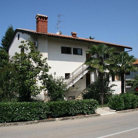 דירות פורץ Pineta House Vidos מראה חיצוני תמונה