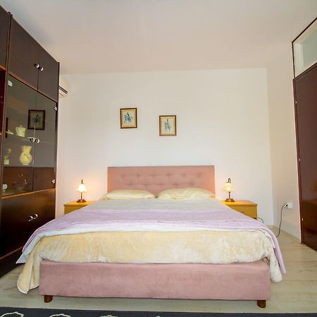 דירות פורץ Pineta House Vidos מראה חיצוני תמונה