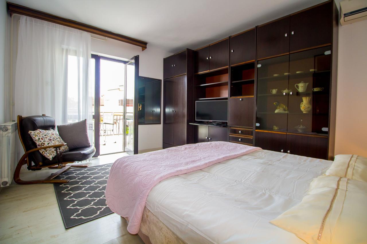 דירות פורץ Pineta House Vidos מראה חיצוני תמונה